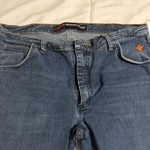 Wrangler Relaxed Fit Light Blue Jeans